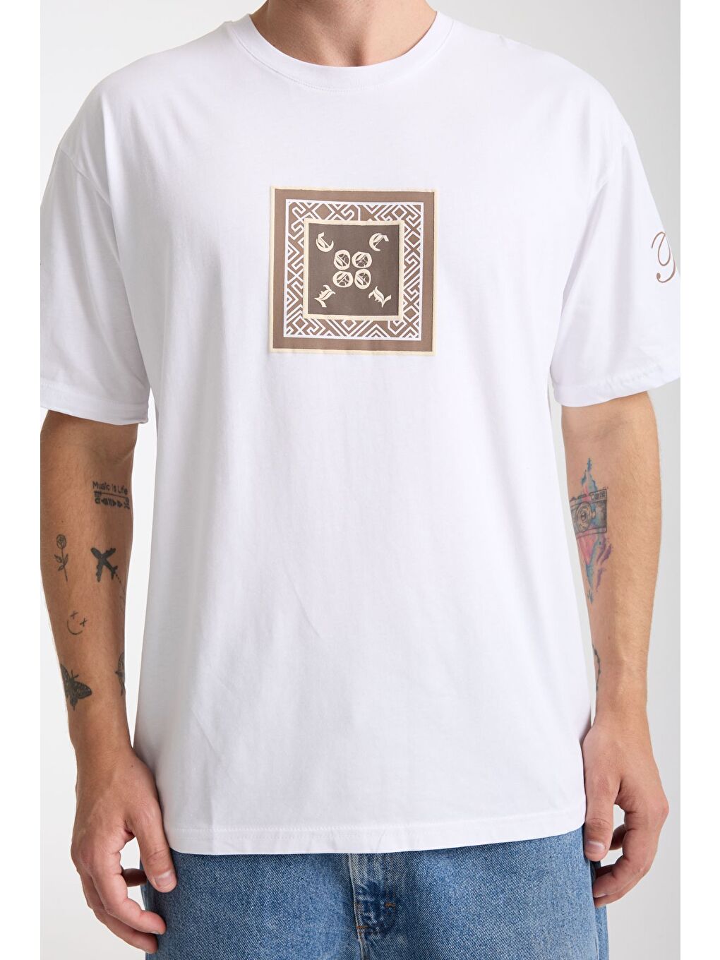 Erkek Beyaz Cool Ön Ve Arka Baskılı Oversize Bisiklet Yaka Tişört-2