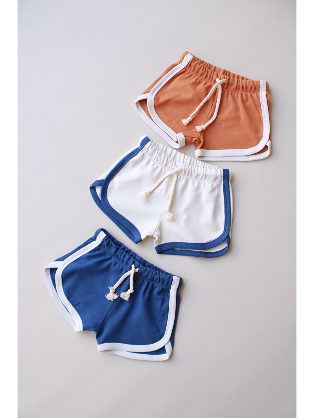 Bej 3'Lü Biyeli Penye Şort Model 4-1