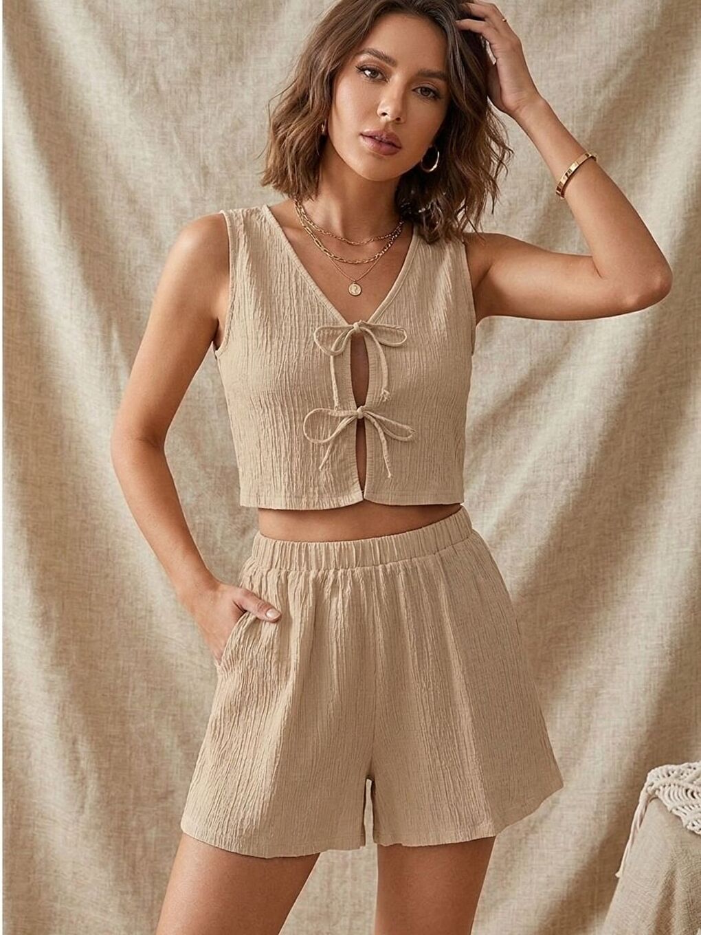 Bej Bağlamalı Kolsuz Krinkıl Şort Bluz Takım