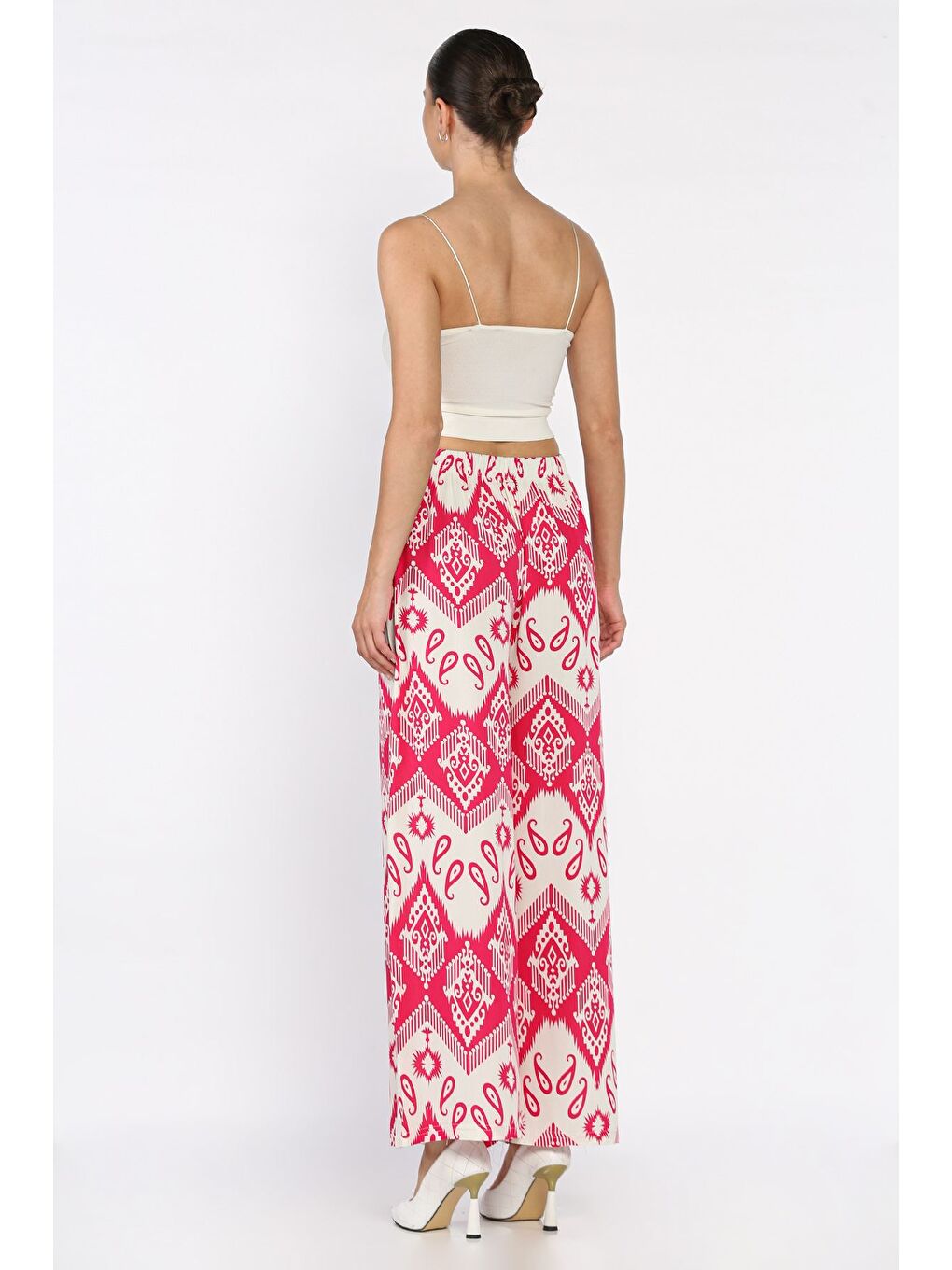 Bej Kadın Bel Lastikli Etnik Desenli Büyük Beden Viskon Yürüyüş Pantolonu-2