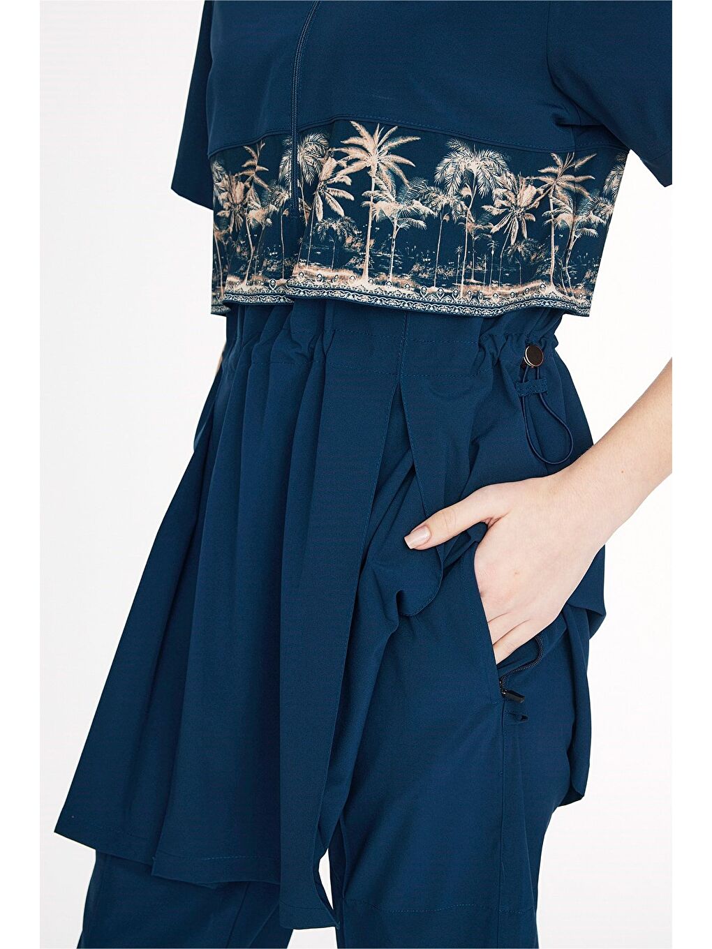 Petrol Vaha Koleksiyonu Desenli Lacivert 5 Parça Yarı Kapalı Mayo Takımı 6026-1