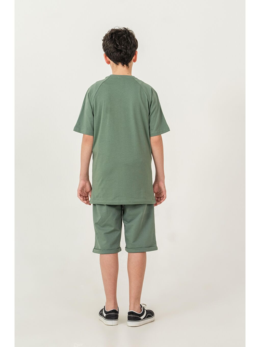 Yeşil Üst Ön Orta Yelken Baskılı Alt Sol Bacak Baskılı Erkek Çocuk Şort - Tişört Takımı-3