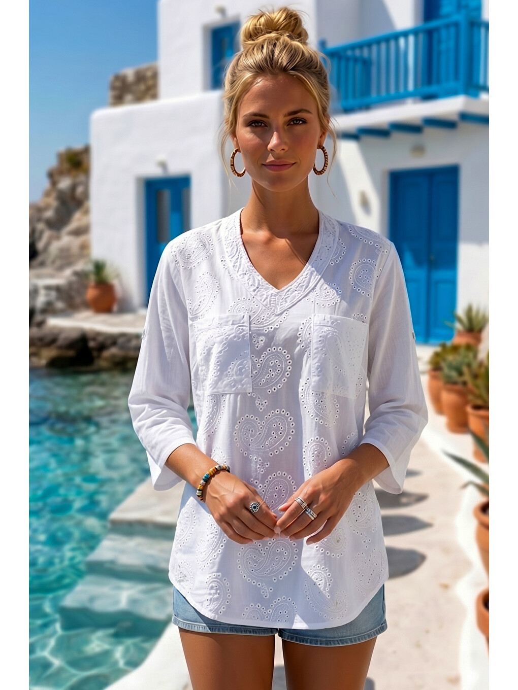 Beyaz V Yaka 3/4 Kol Pullu Cepli Brodeli Delikişi Nakışlı Casual Pamuklu Dokuma Bluz 71 55-3