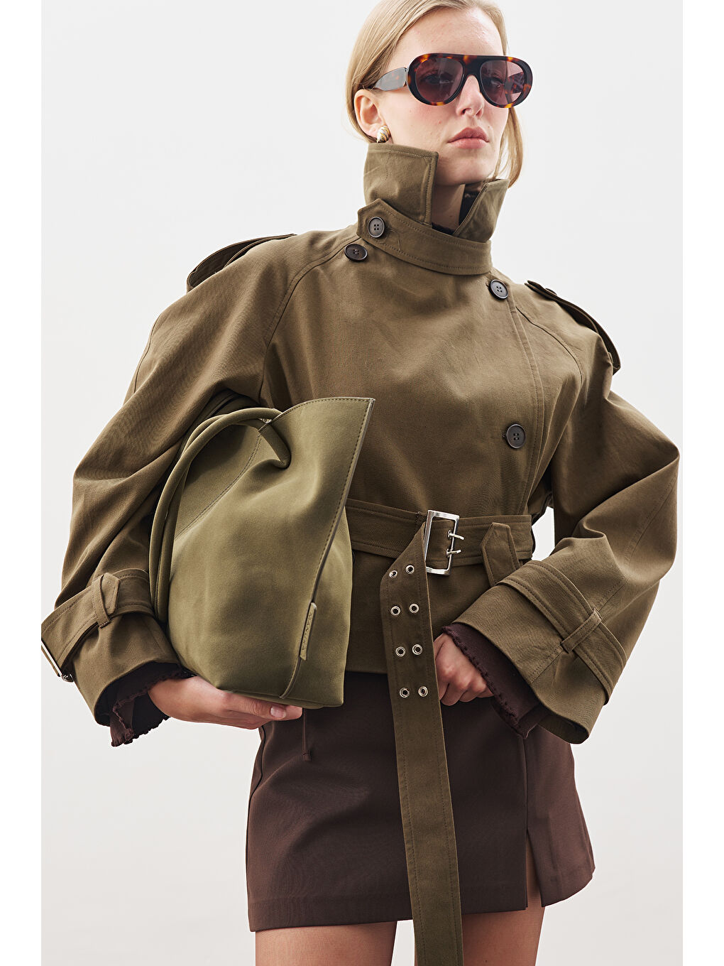 Kemerli Kısa Trençkot Haki