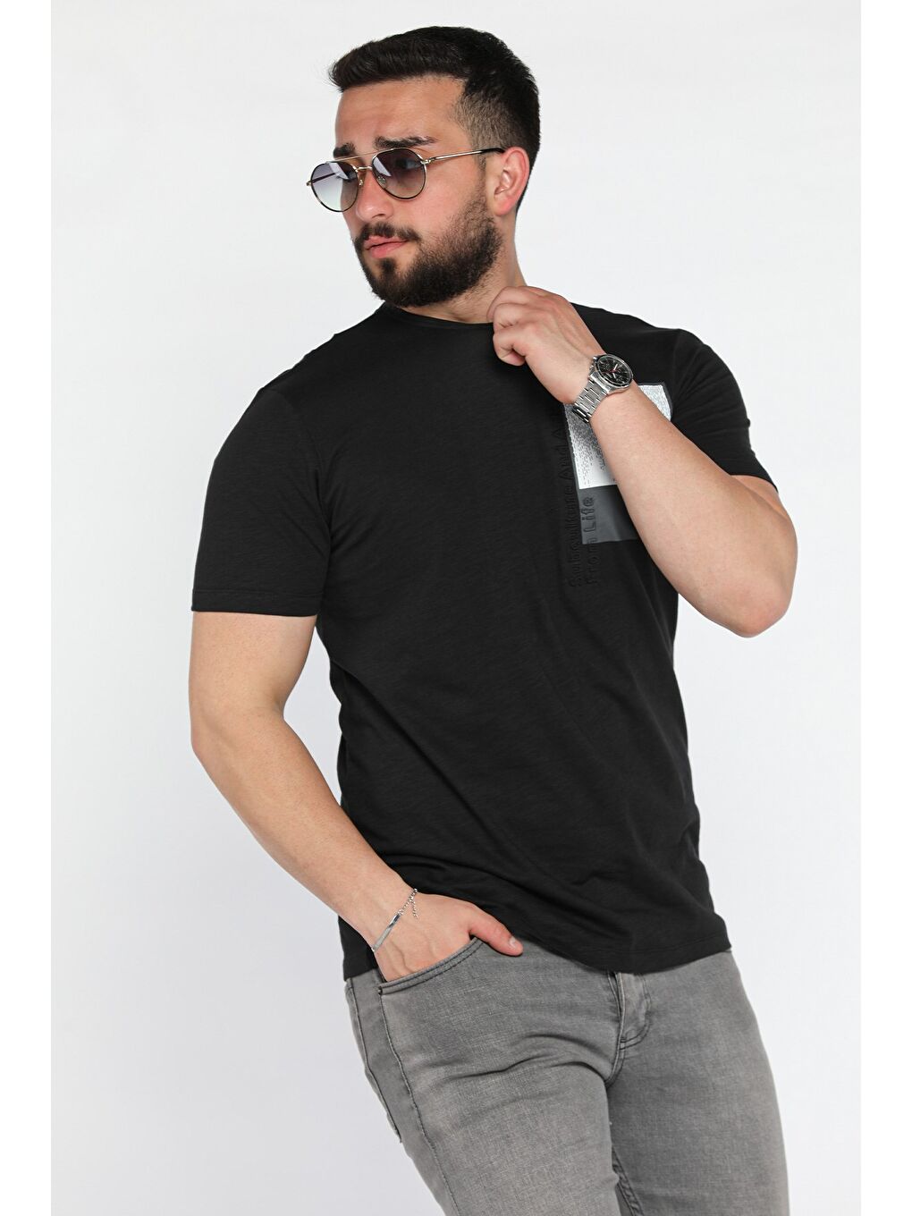 Siyah Baskılı Bisiklet Yaka Erkek Tişört-1