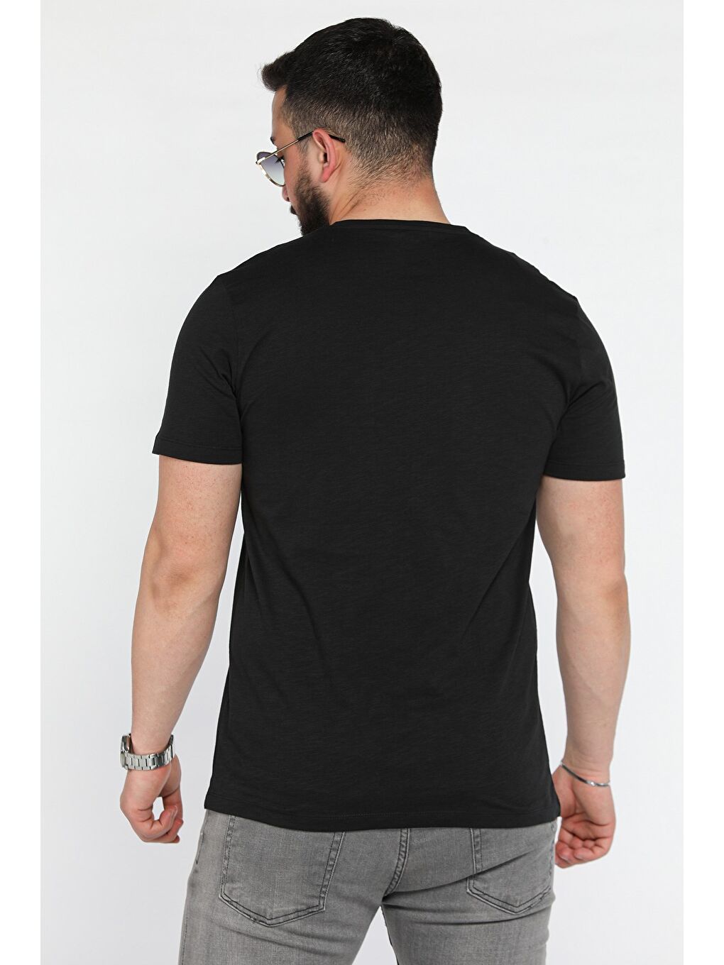 Siyah Baskılı Bisiklet Yaka Erkek Tişört-2
