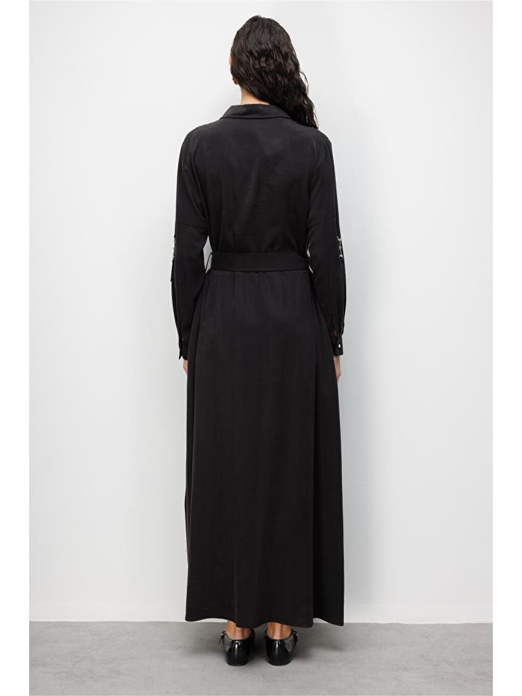 Çift Cepli Uzun Kemerli Siyah Safari Elbise-3