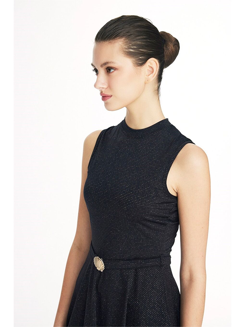 Vaha Koleksiyonu Simli Kumaş Siyah 4 Parça Yarı Kapalı Mayo Takımı 5079-8