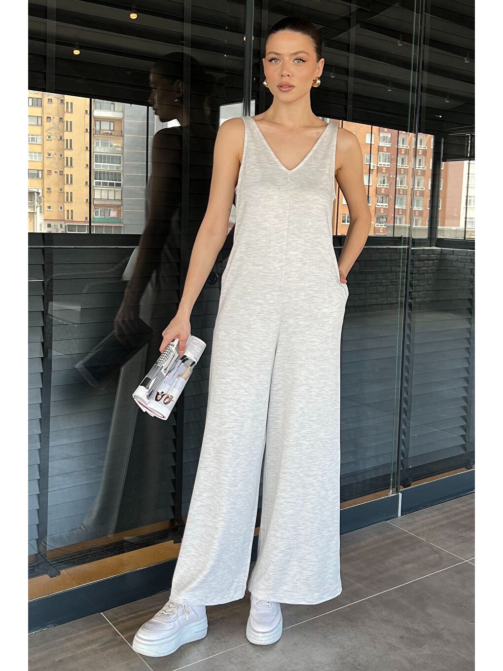 Gri Kadın Cepli Bol Paça Tulum