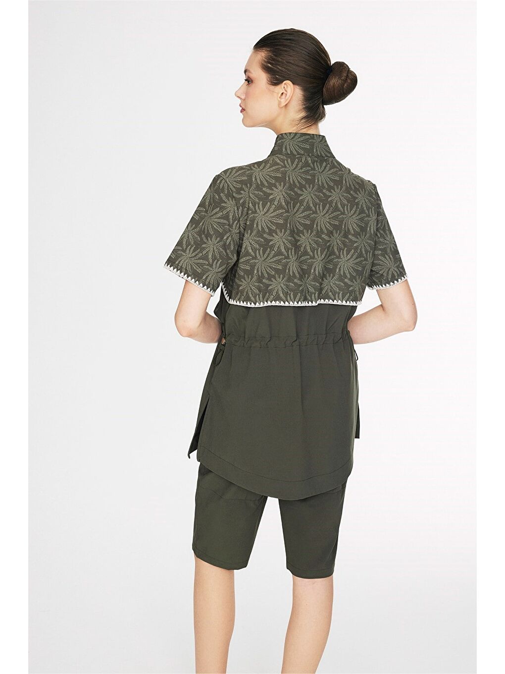 Haki Vaha Koleksiyonu Omuz Ve Kolları Palmiye Desenli Yeşil 5 Parça Yarı Kapalı Mayo Takımı 5094-4