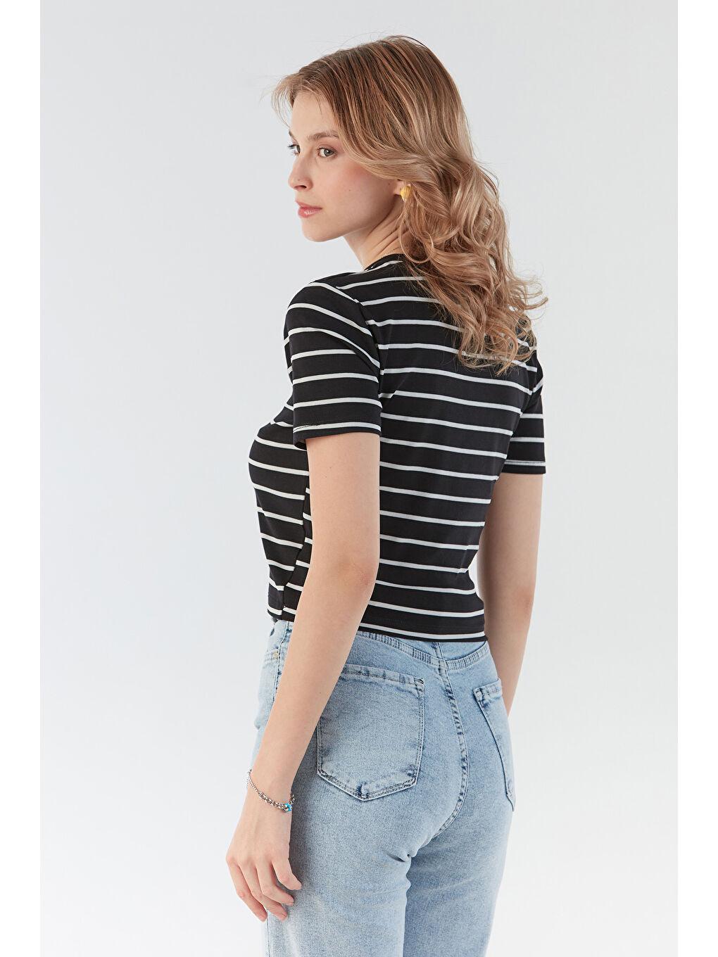 Siyah Basic Çizgili Crop Tişört-2