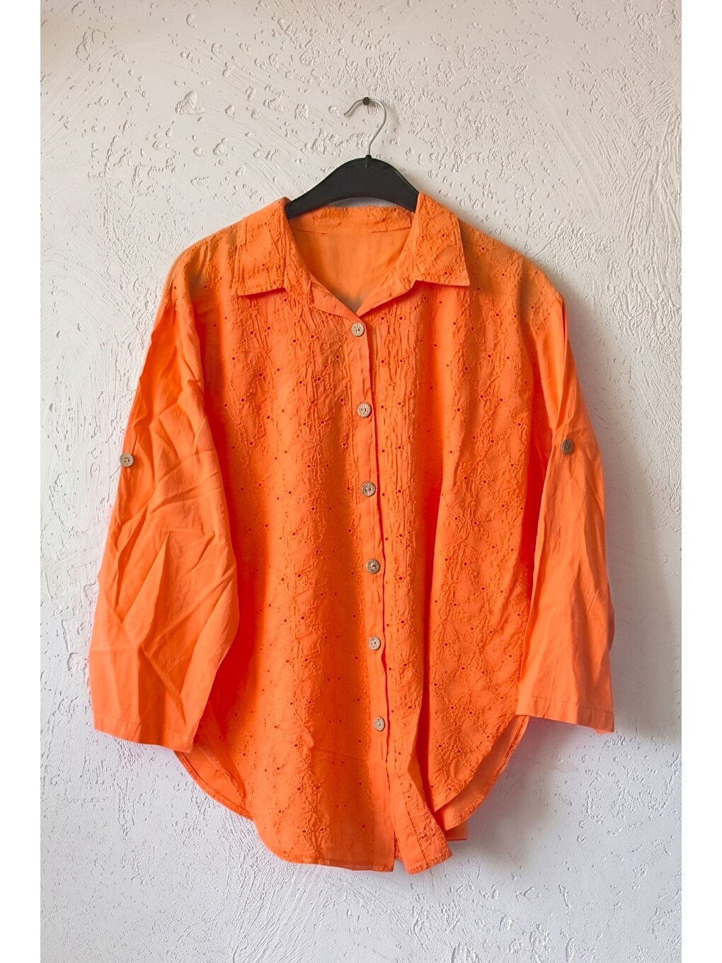 Turuncu Gömlek Yaka 3/4 Kol Düğmeli Brodeli Delikişi Nakışlı Casual Pamuklu Dokuma Gömlek 70 60-1