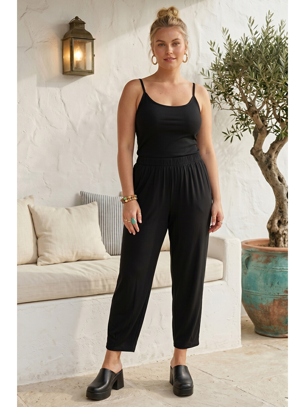 Siyah Havuz Yaka Düşük Kol Üçlü Set Pul Payetli Casual Tüllü Dokuma Üçlü Set Takım 65-102 55-65-4