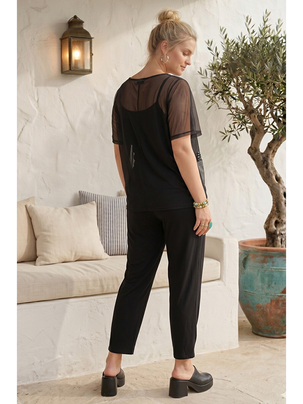 Siyah Havuz Yaka Düşük Kol Üçlü Set Pul Payetli Casual Tüllü Dokuma Üçlü Set Takım 65-102 55-65-5