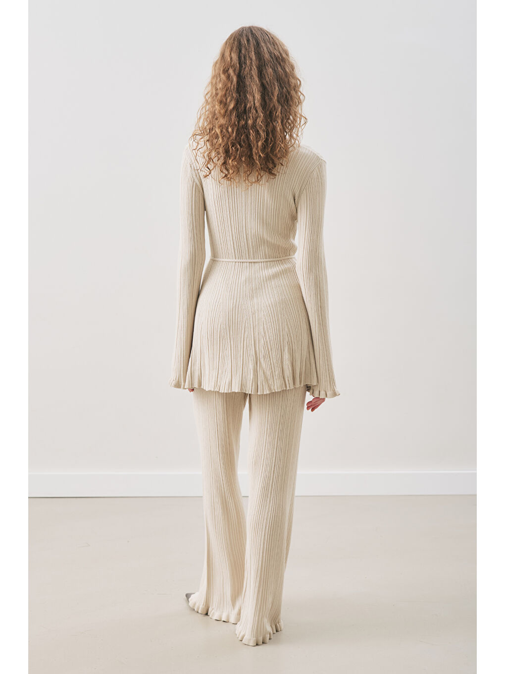 Volanlı Lastik Örgü Tunik Bej-5