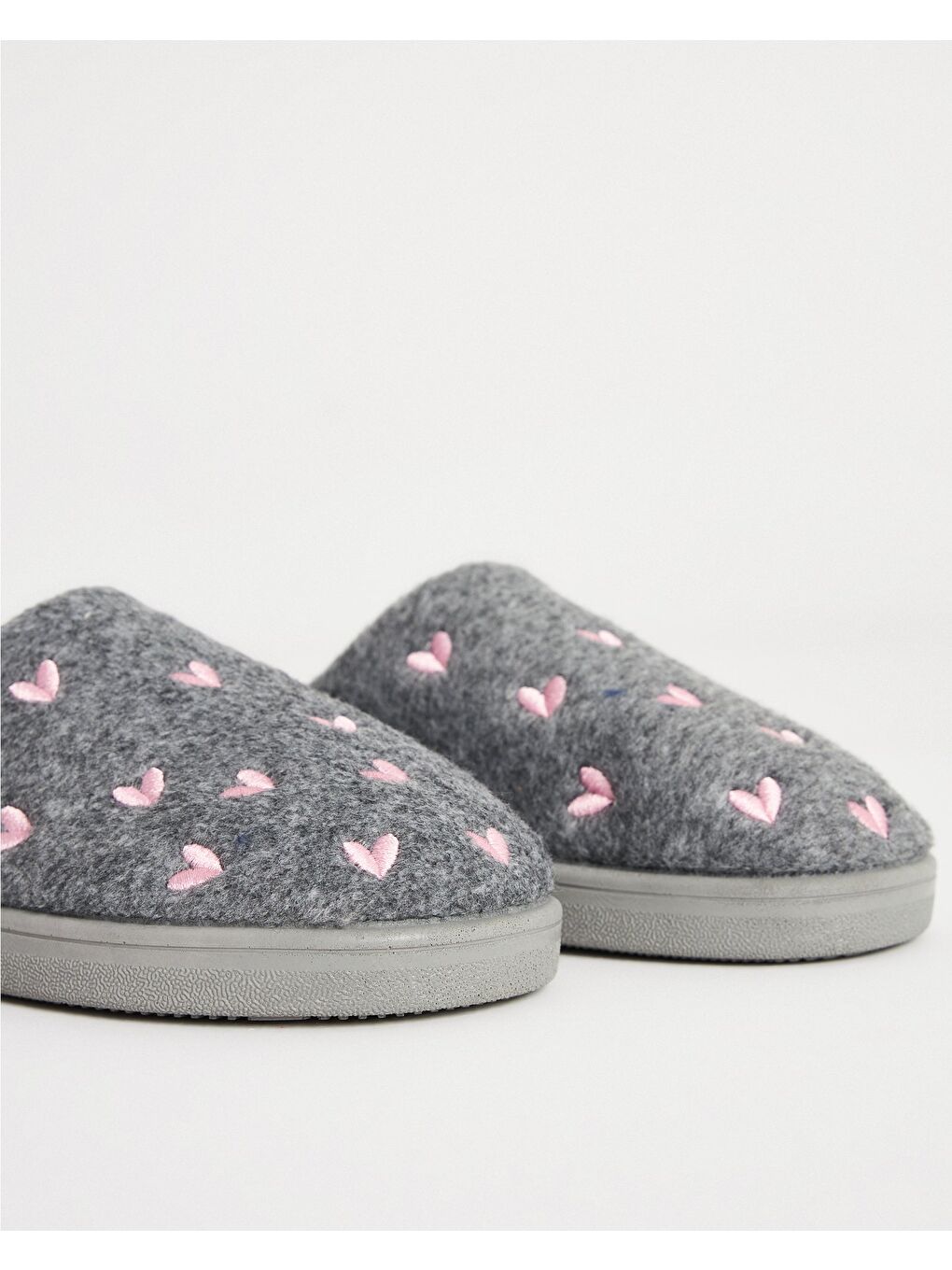 Gri Kadın Kalp Desenli Ev İçi Ayakkabı - Herz-2