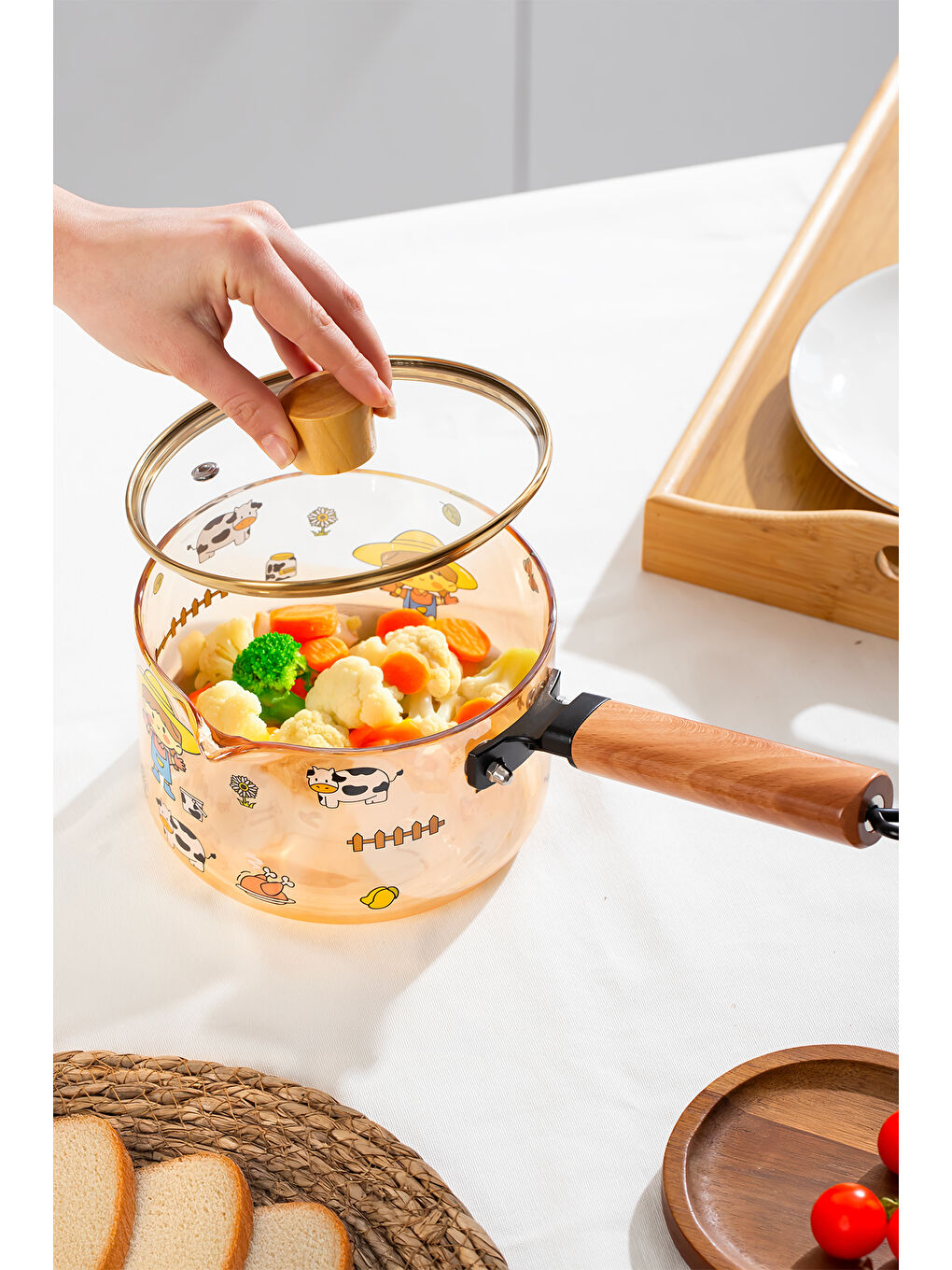 Renksiz NSMBG Ahşap Saplı Isıya Dayanıklı Cam Tencere Süt Potu Borosilikat Cam Tencere 1600cc-1