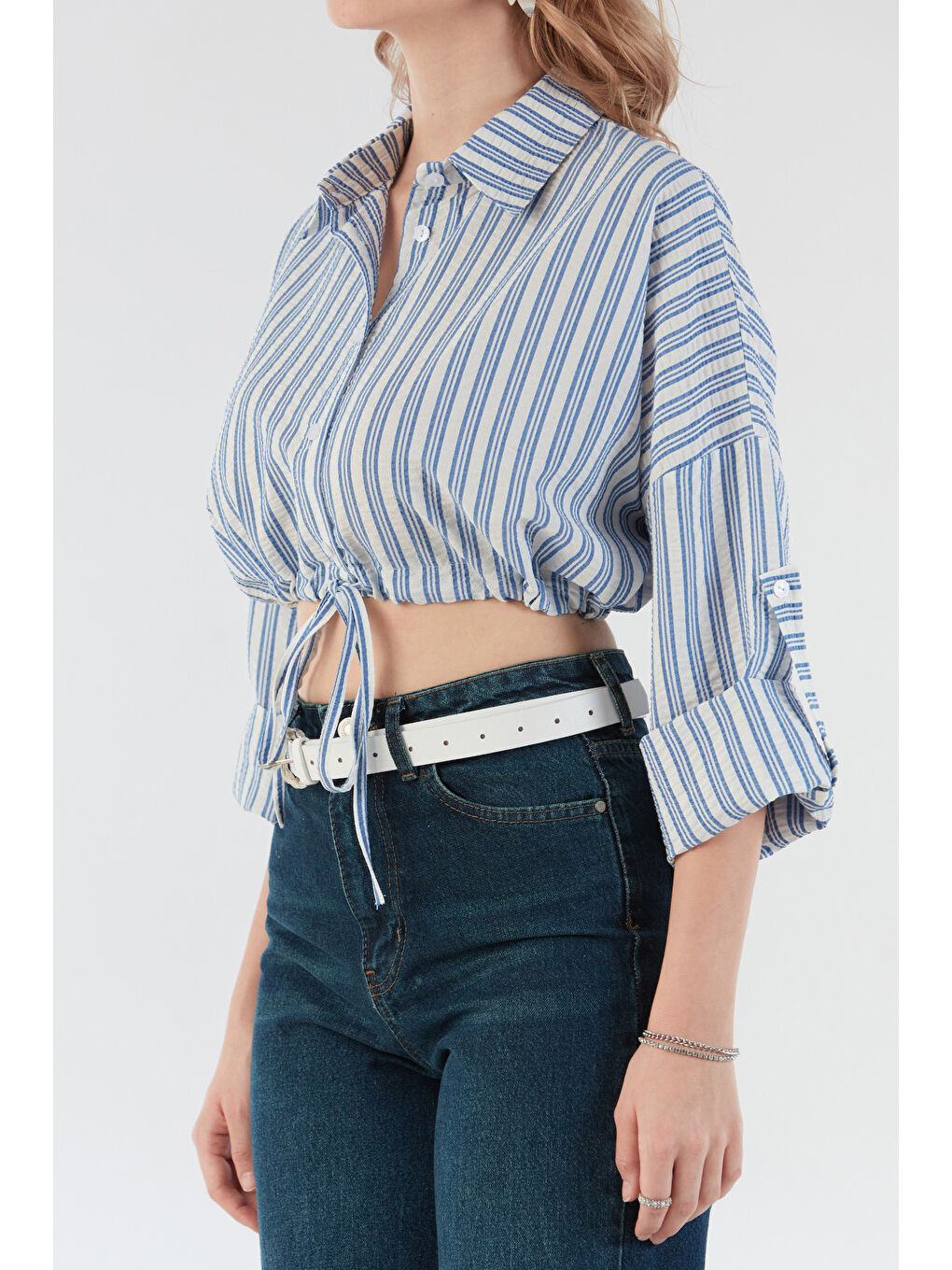 Mavi Çizgili Önü Bağlamalı Crop Gömlek-4