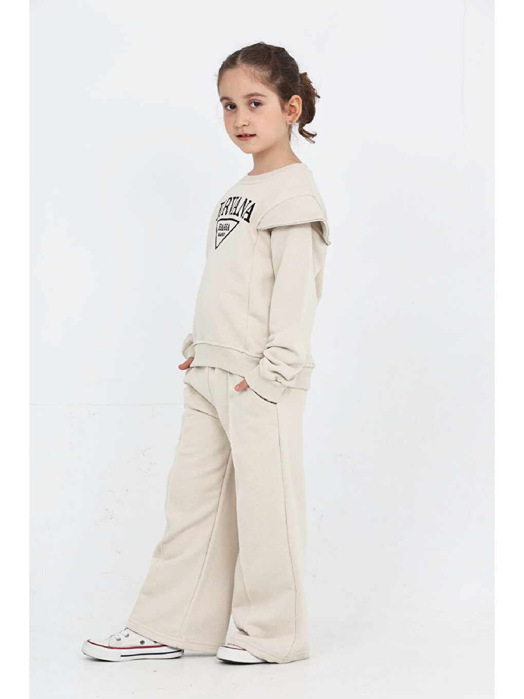 Ekru Kız Çocuk Omuz Vatka Detaylı 3 İplik Eşofman Takımı 4-8 Yaş 12560