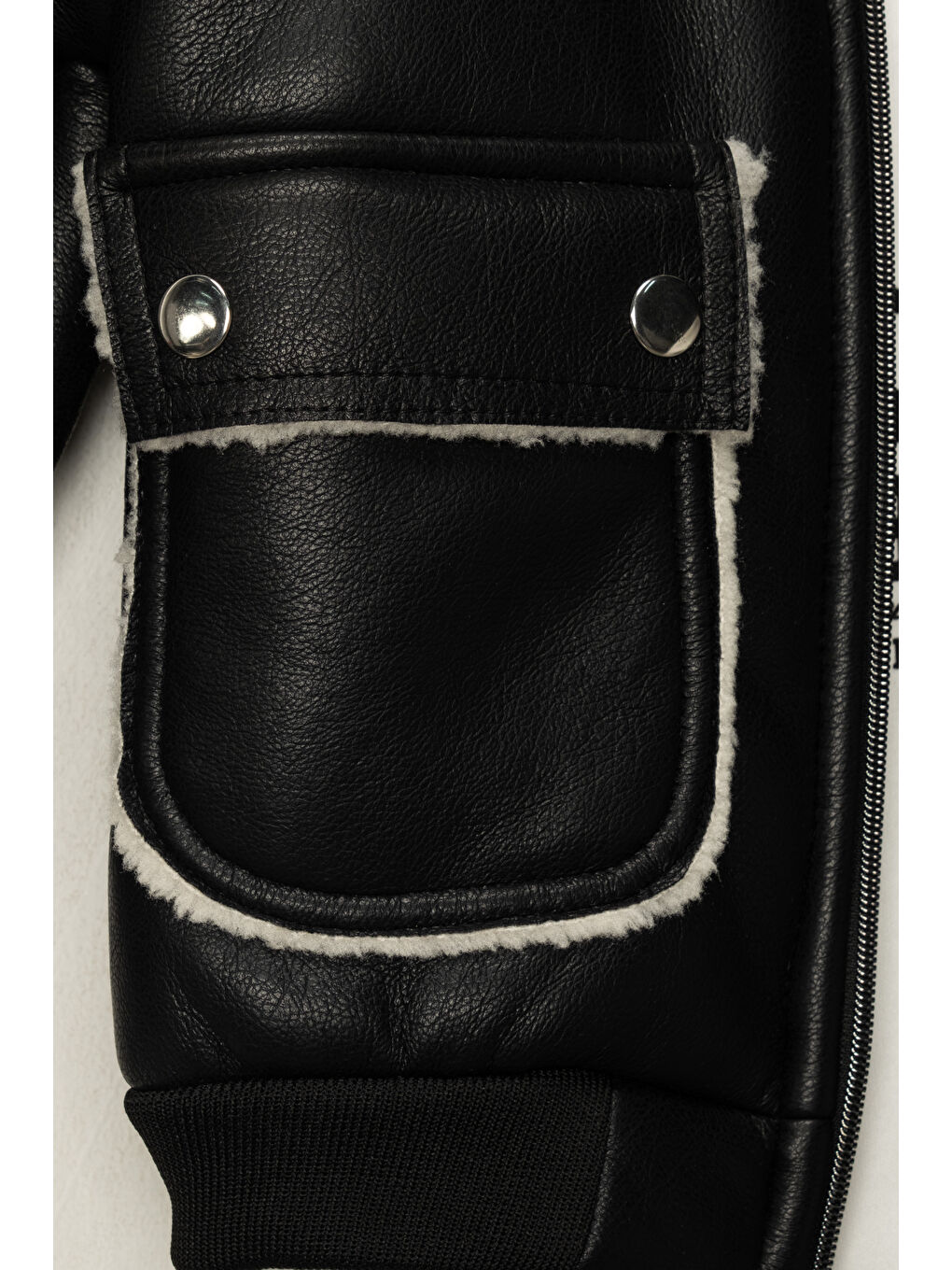 Gri Erkek Çocuk Deri Ceketli Jean Pantolonlu Penyeli Üçlü Takım TKM YY01-2