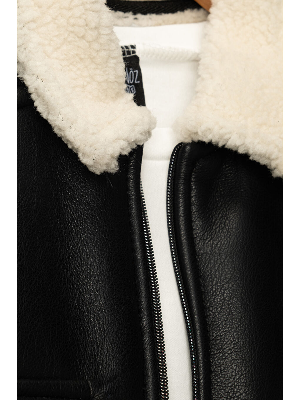 Gri Erkek Çocuk Deri Ceketli Jean Pantolonlu Penyeli Üçlü Takım TKM YY01-4