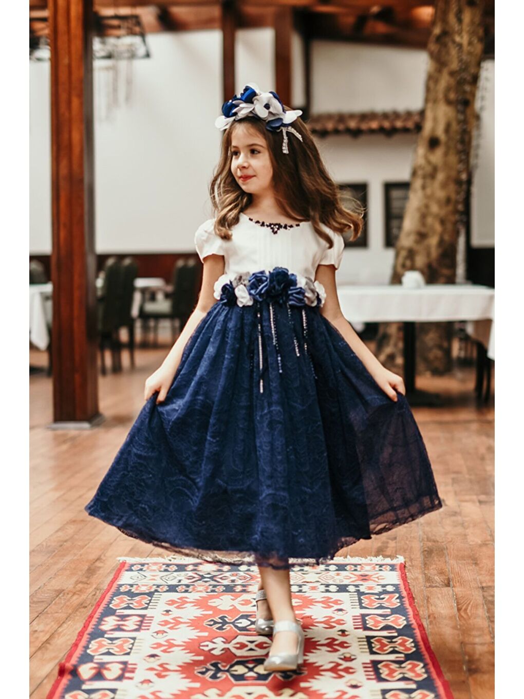 Lacivert Özel Tasarım Vintage Kız Çocuk Taç Aksesuarlı Elbise-1