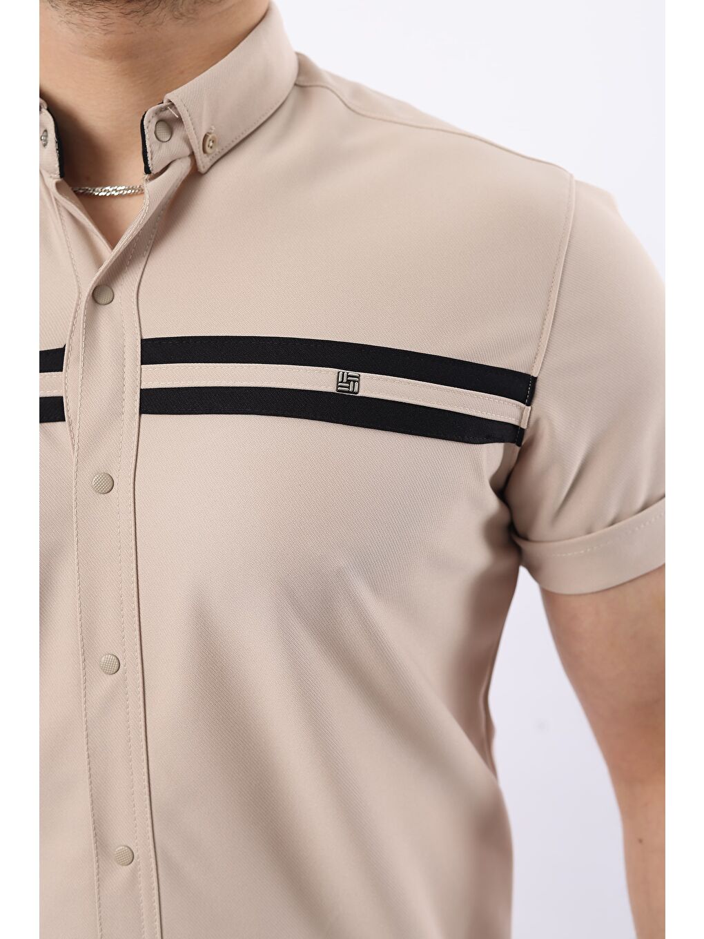 Bej Erkek Kısa Kollu Slim Fit Yazlık Çift Çizgili Gömlek-1