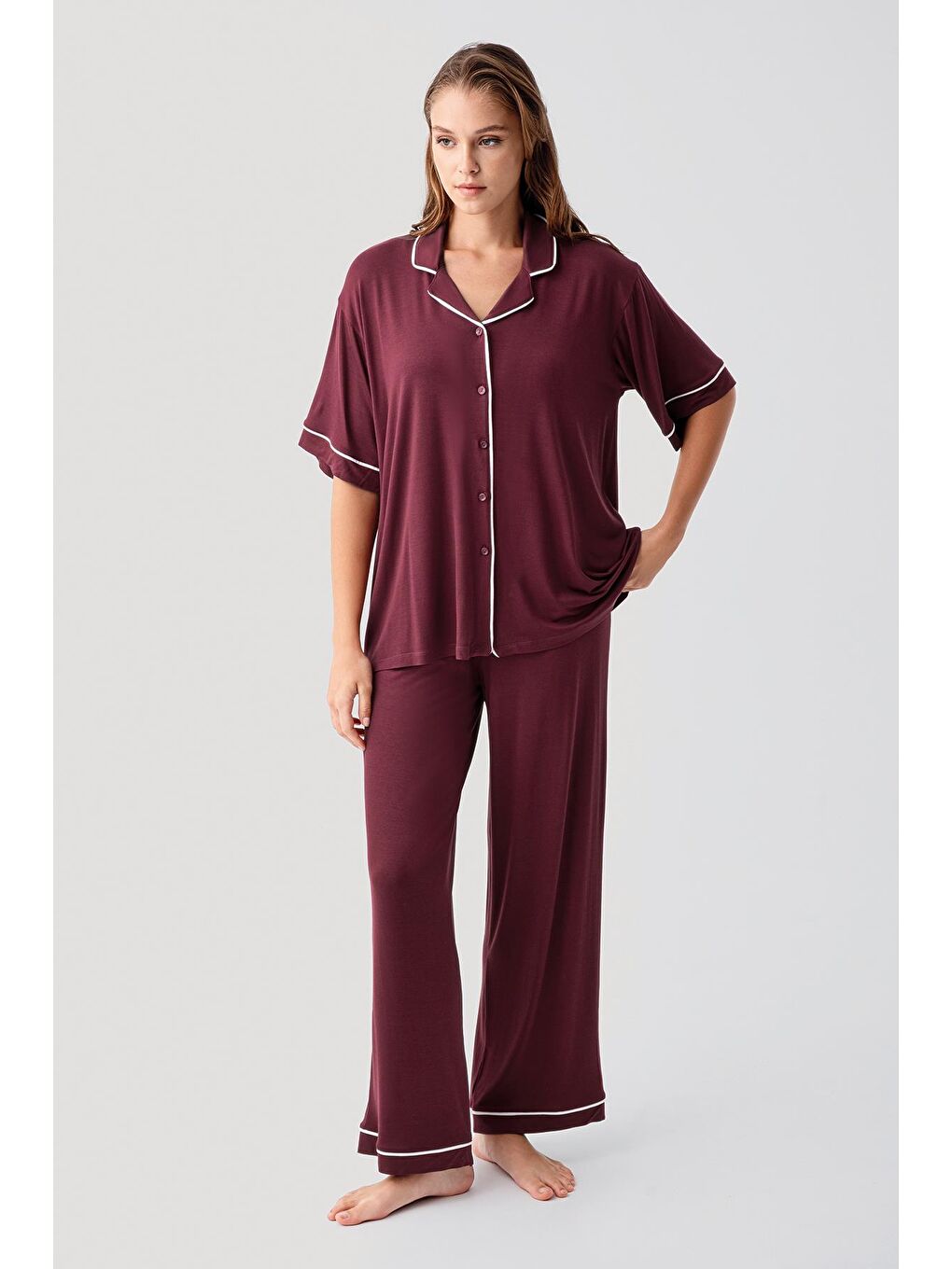 Bordo Kısa Kollu Düğmeli Oversize Esnek Viskoz Pijama Takım 19210-1