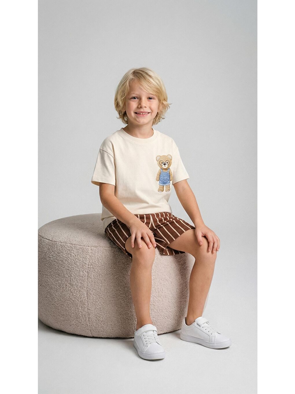 Beyaz Çocuk Pamuklu Bej Ayıcık Baskılı Tişört Çizgili Şort Takım-3