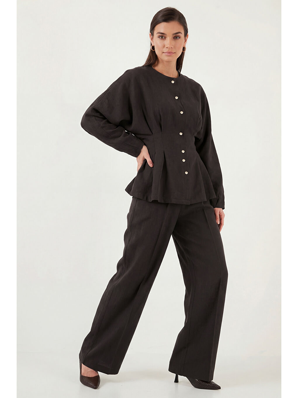 Kahverengi Düğmeli Bisiklet Yaka Yüksek Bel Geniş Paça Kadın Takım 6928930-1