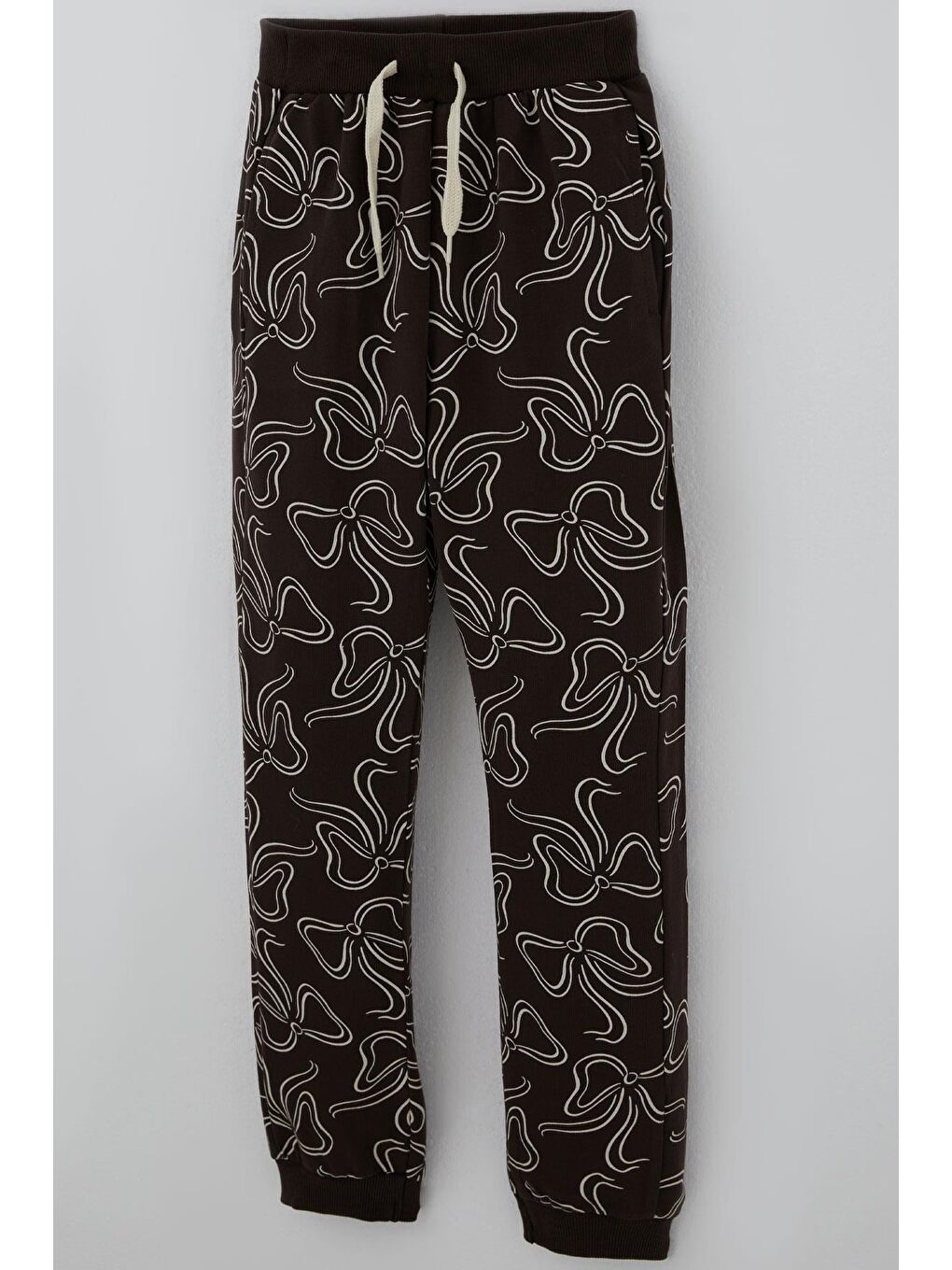 Kahverengi Kız Çocuk Eşofman Takımı Fiyonk Desenli Bağcık Aksesuarlı Koyu Kahve (4-8 Yaş)-6