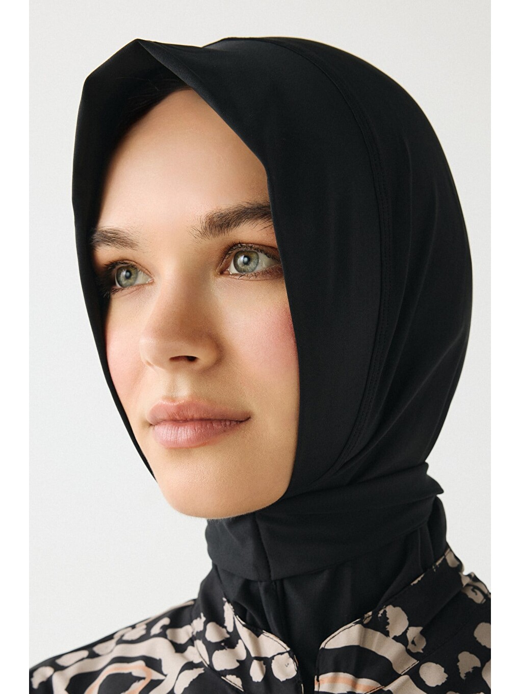 Modern Desen Detaylı Tam Kapalı Tesettür Mayo 4111 Siyah/Kahverengi-5