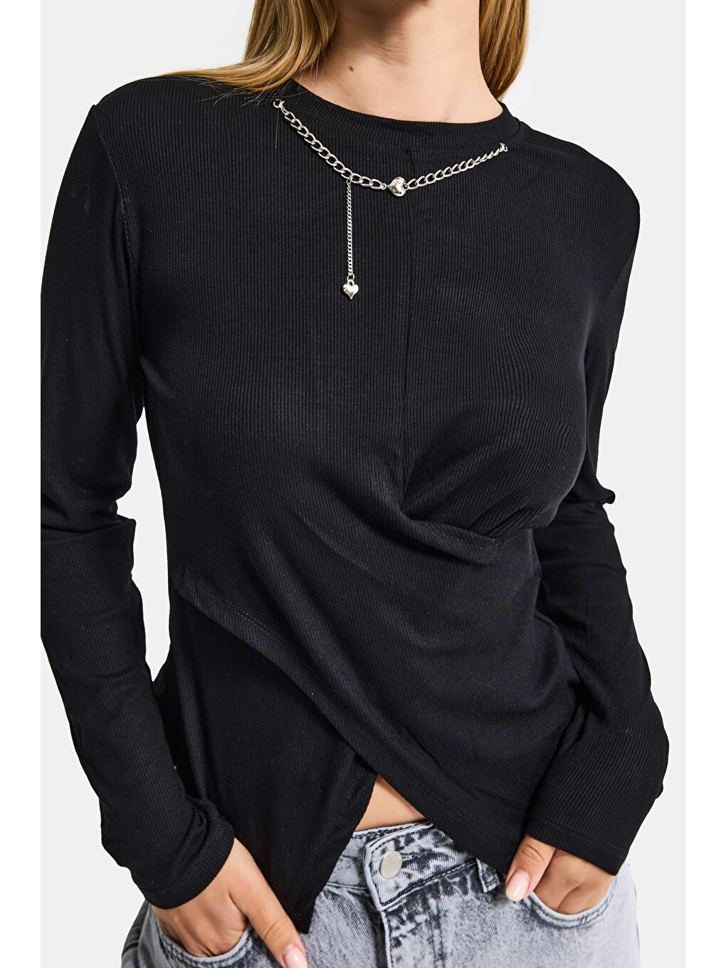 Kadın Siyah Renk w5 Asimetrik Kesim Kolye Aksesuarlı Özel Tasarım Body