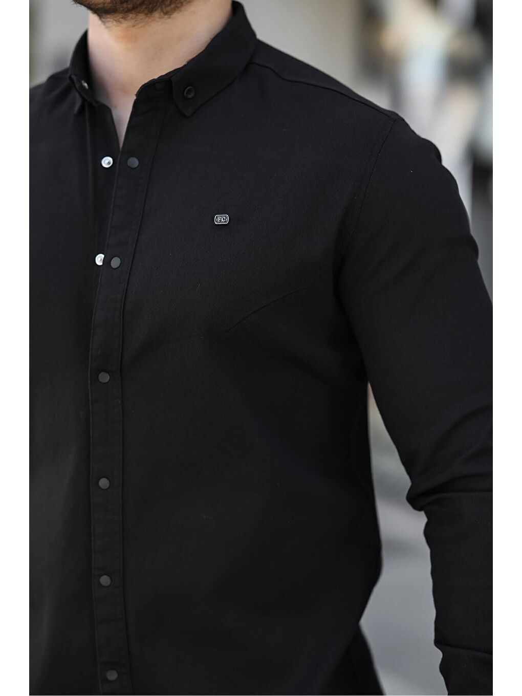 Siyah Çıtçıtlı Slim Fit Jean Gömlek-1