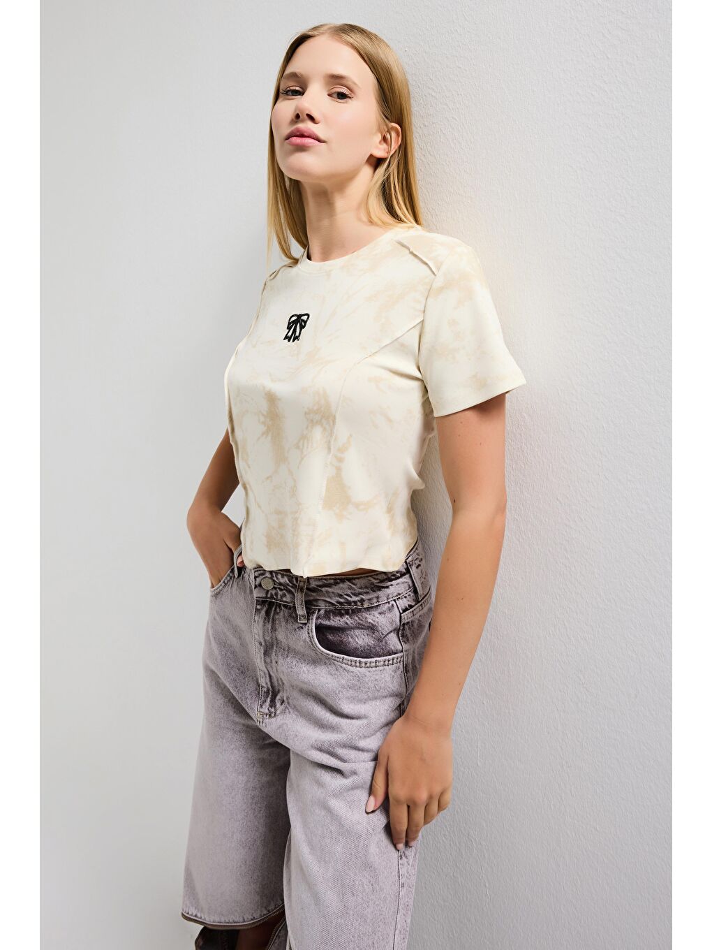 Kadın Bej Ekru w5 Özel Kumaş Elastan Crop Top-4