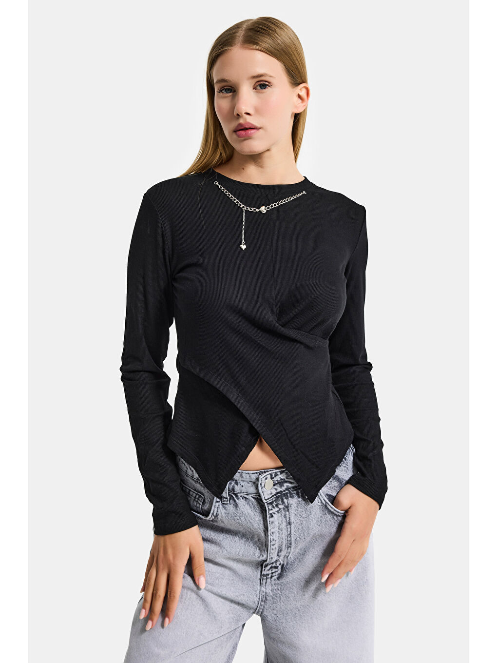 Kadın Siyah Renk w5 Asimetrik Kesim Kolye Aksesuarlı Özel Tasarım Body-2