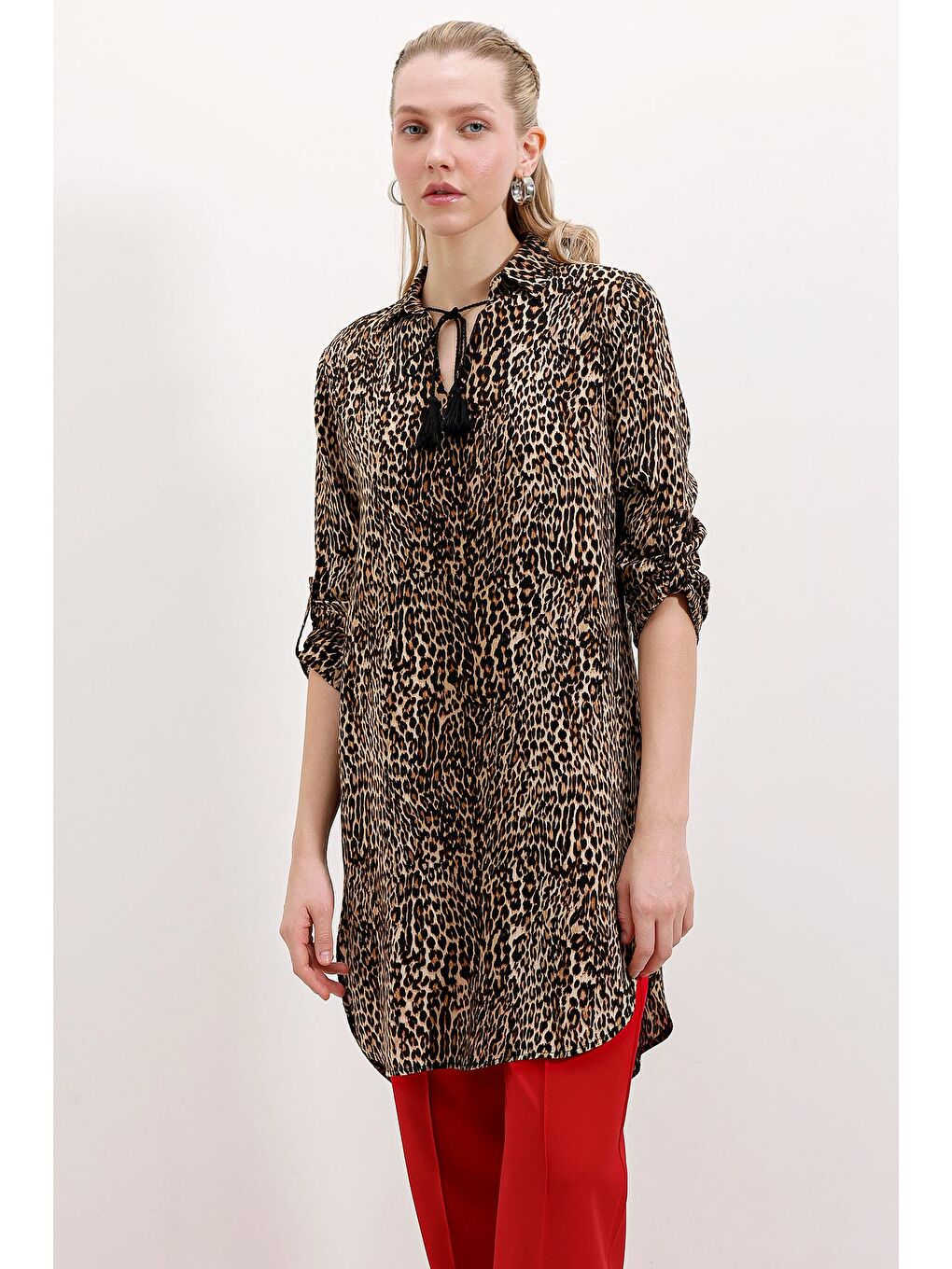 Bigdart Açık Kahve 5613 Yaka Bağcıklı Leopar Desenli Tunik - A.Kahve