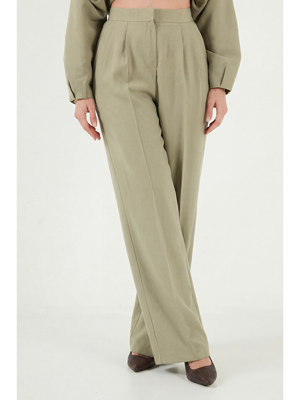 Yeşil Düğmeli Bisiklet Yaka Yüksek Bel Geniş Paça Kadın Takım 6928930-4