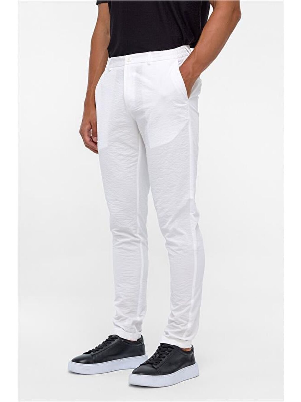 Beyaz Slim Armürlü Jogger Pantolon-2