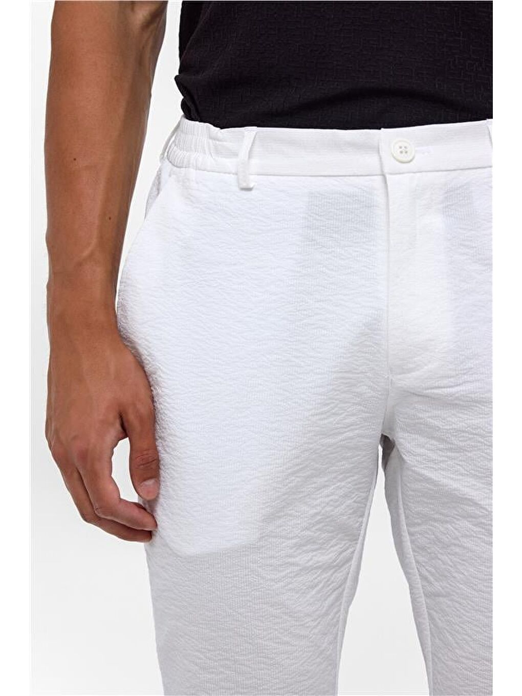Beyaz Slim Armürlü Jogger Pantolon-3