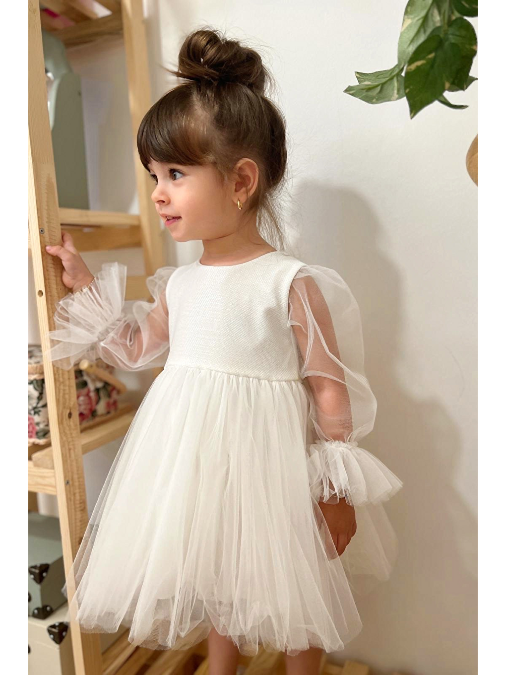 Beyaz Uzun Tül Kol Detaylı Tütülü Kız Çocuk Kız Bebek Elbise-1