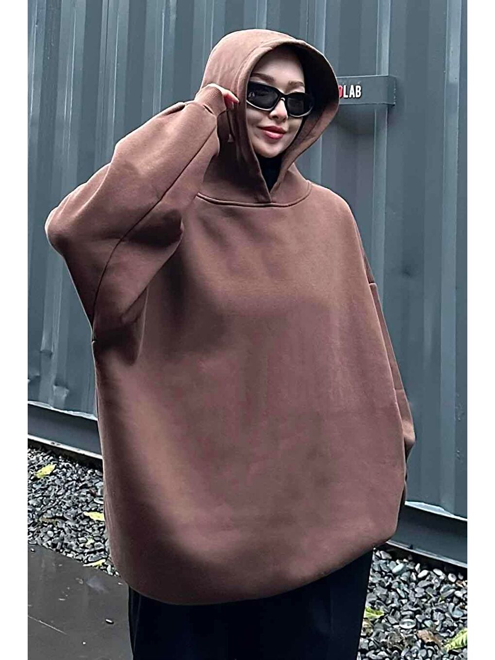 Kapüşonlu Salaş Sweatshirt Acı Kahverengi-2