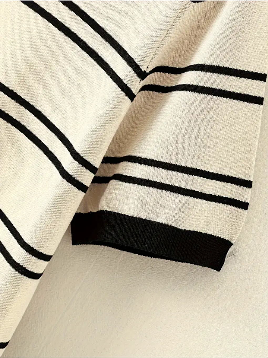 Beyaz Erkek Çizgi Detaylı Slim Fit Bisiklet Yaka Triko Tişört-3