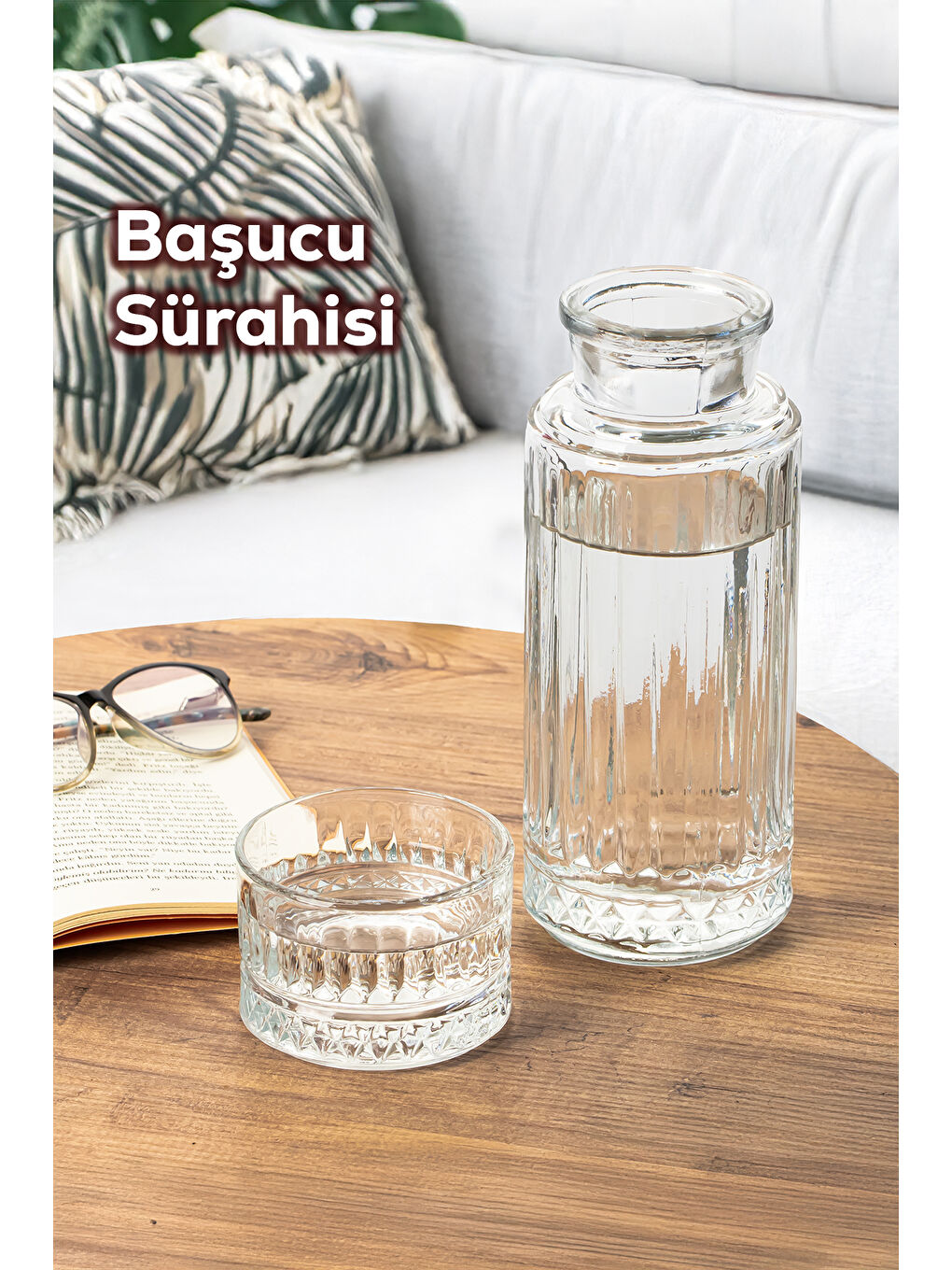 Renksiz 8999 Oslo Cam Kapaklı ve Bardaklı Başucu Sürahisi 800ml-1