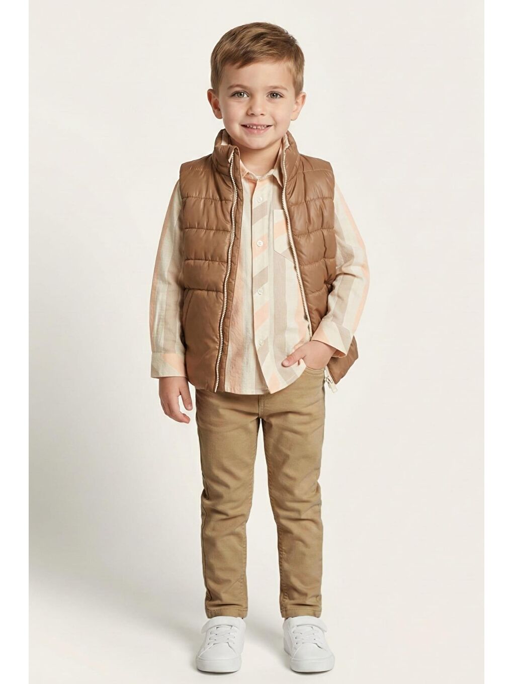 Erkek Çocuk Yelekli 3'Lü Takım  - Kahverengi