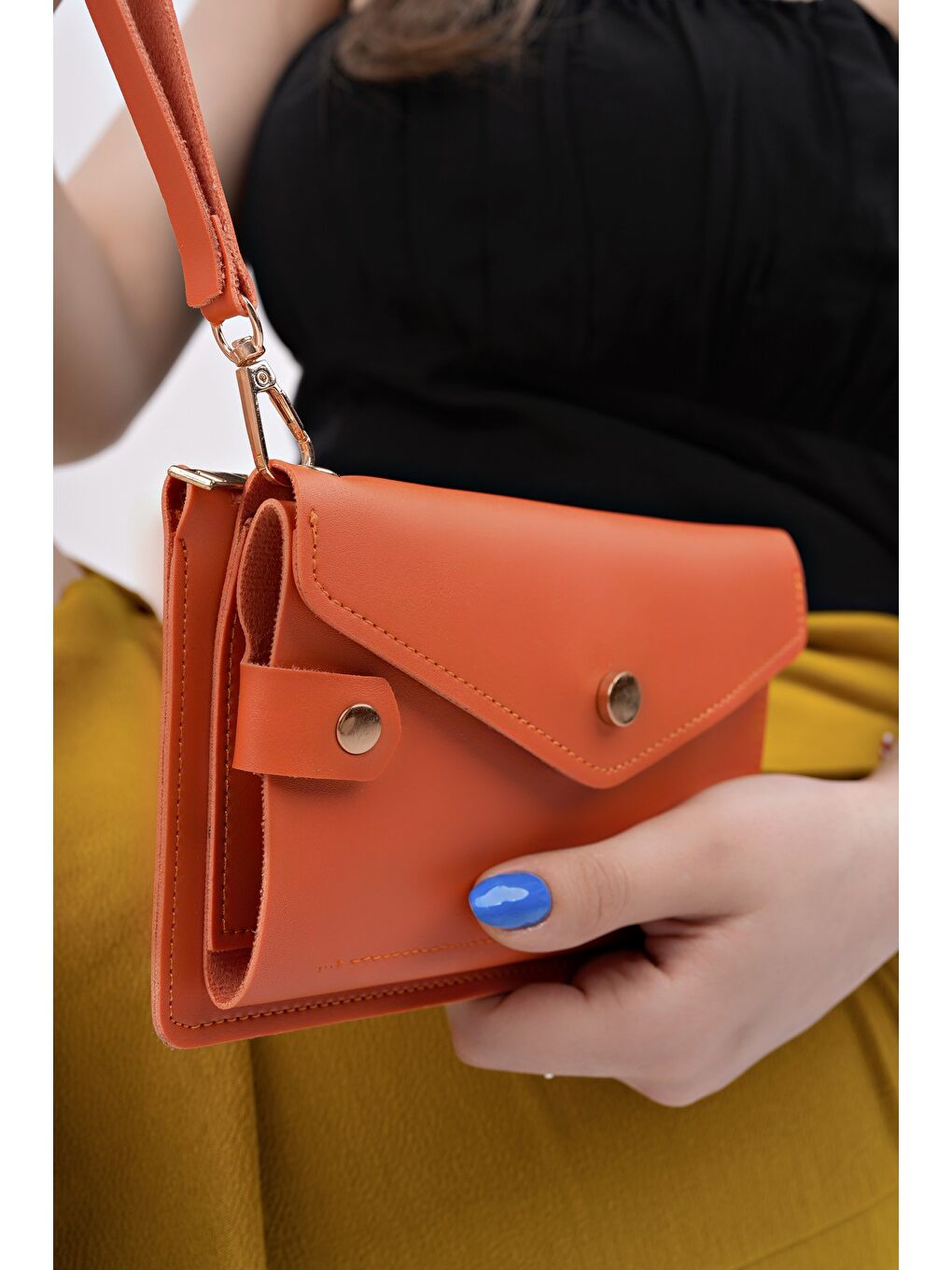 Turuncu ENVELOP Telefon ve Bozuk Para Bölmeli Zarf Model Kadın Cüzdan-1