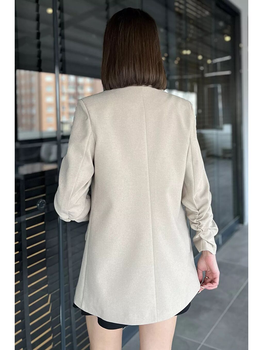Bej Kol Büzgülü Kadın Blazer Ceket-2