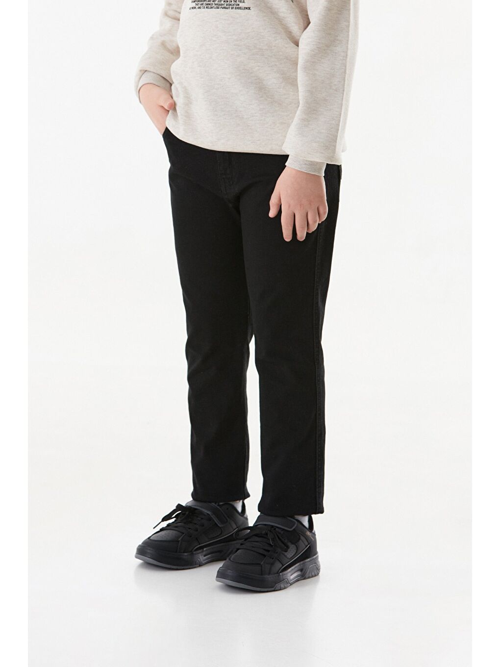 Siyah Düğmeli Regular Erkek Çocuk Pantolon