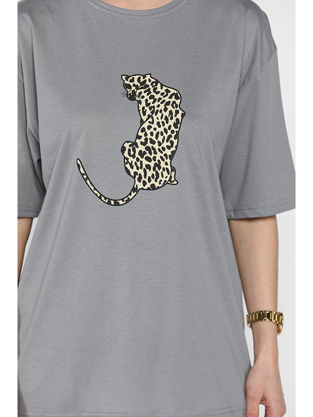 Gri Kadın Bisiklet Yaka Ön Baskılı Tişört-3