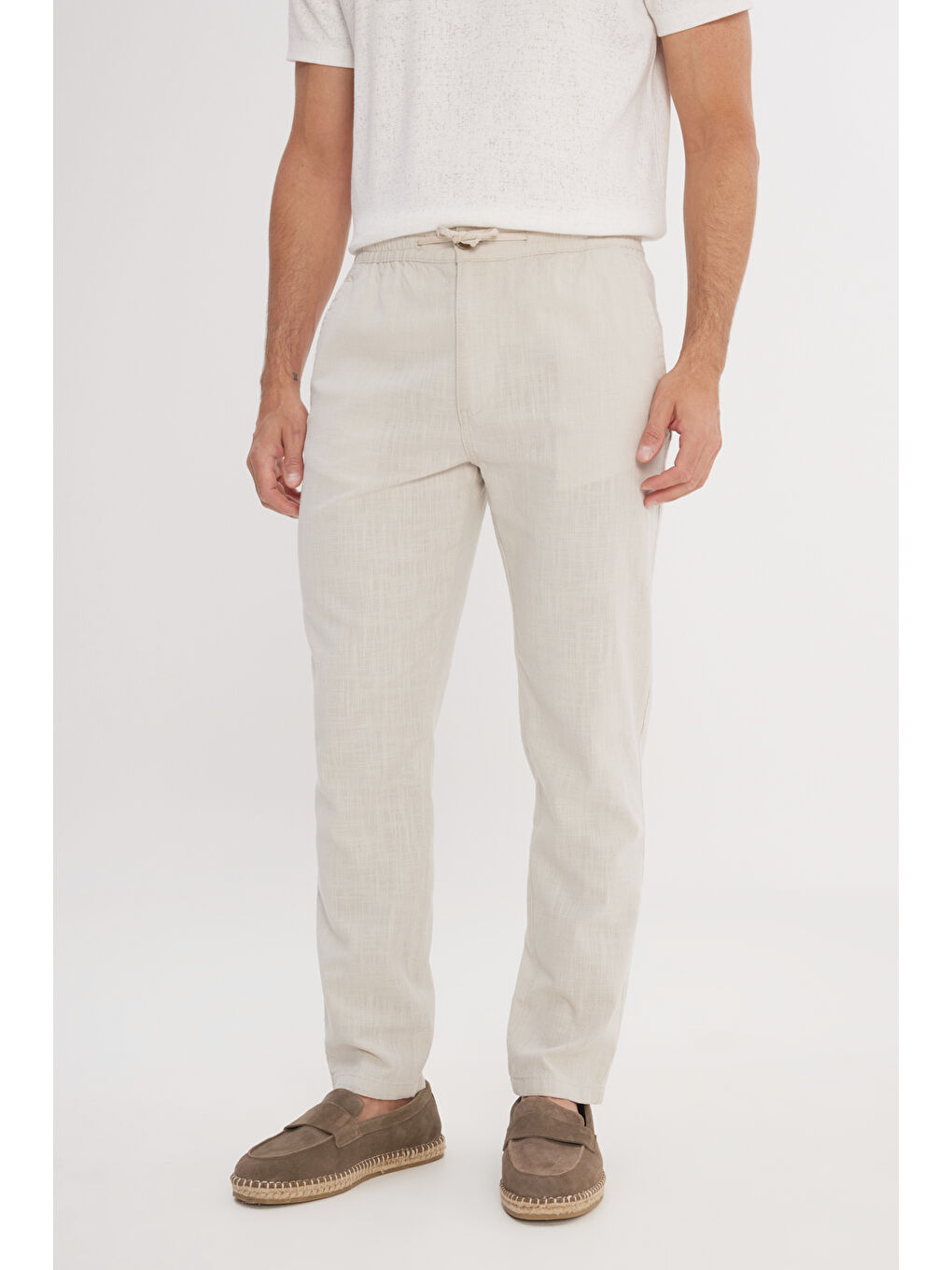 Bej Erkek Taş %100 Pamuk Slim Fit Dar Kesim Beli Bağlamalı Yan Cepli Pantolon